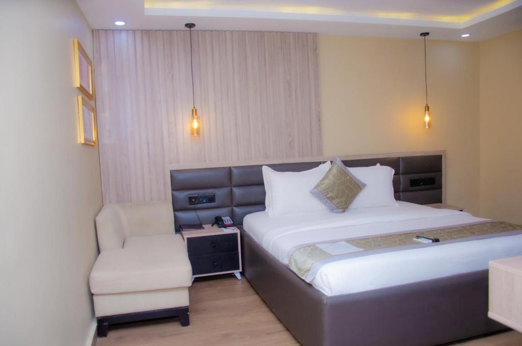 Bon Hotel Nest Ibadan Dış mekan fotoğraf