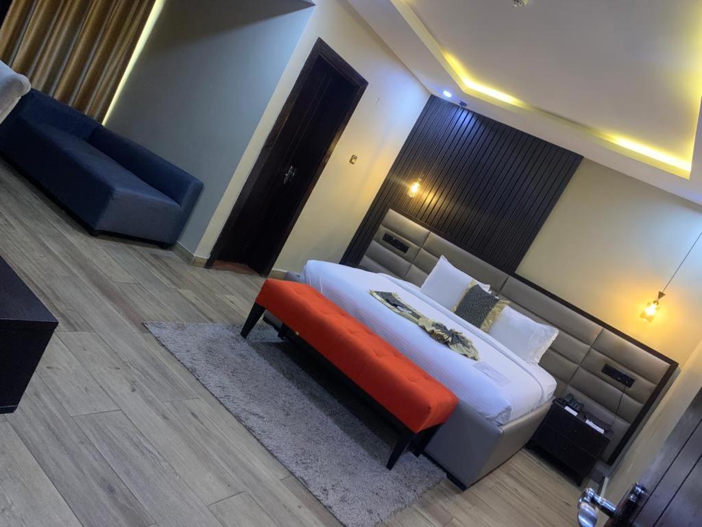 Bon Hotel Nest Ibadan Dış mekan fotoğraf
