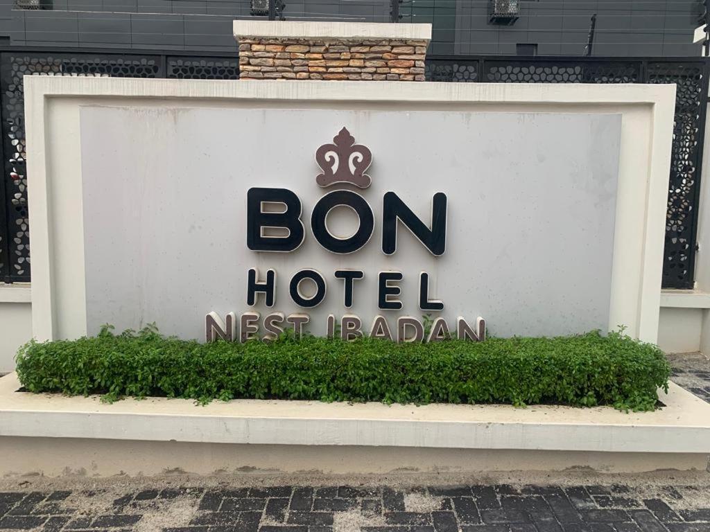Bon Hotel Nest Ibadan Dış mekan fotoğraf