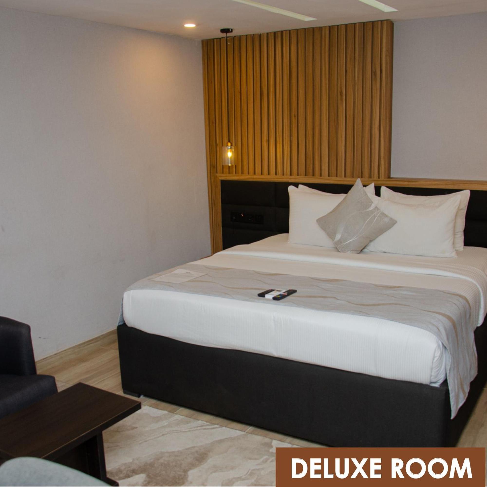Bon Hotel Nest Ibadan Dış mekan fotoğraf